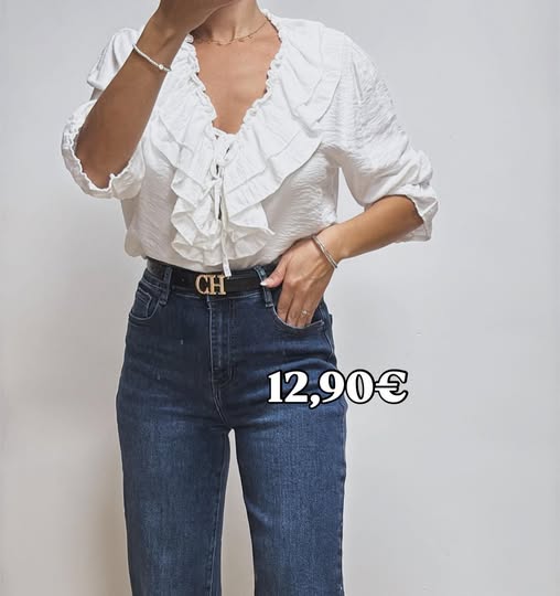 Camisa volante blanca