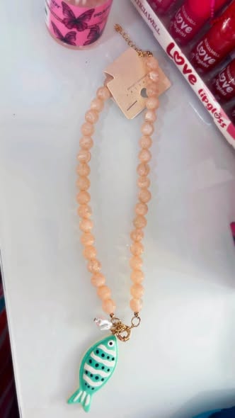 collar pez beige
