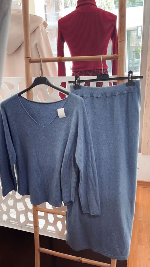 Conjunto azafata falda