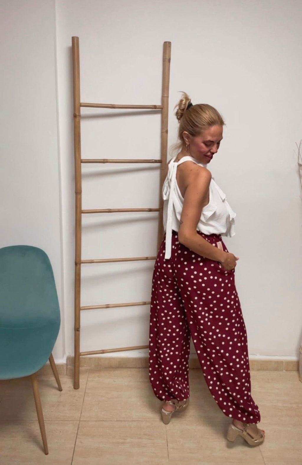 pantalón de lunares