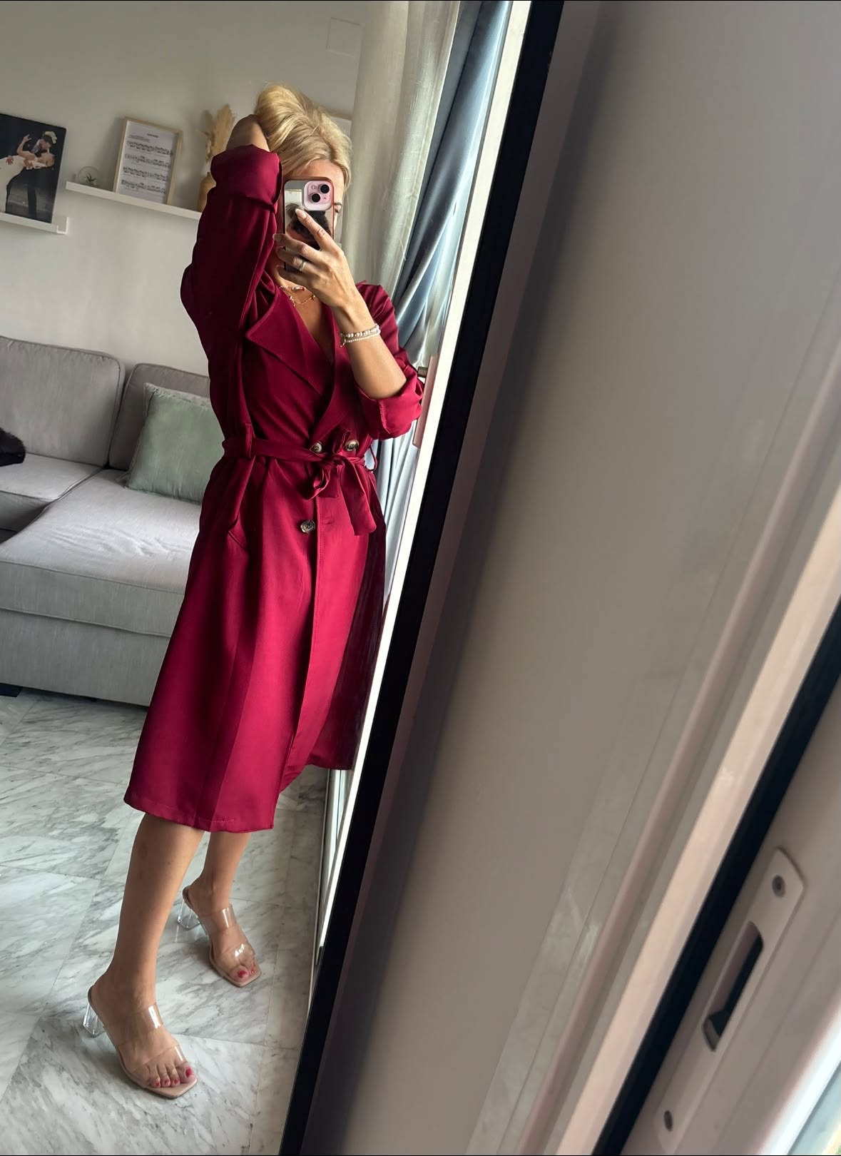 gabardina burdeo