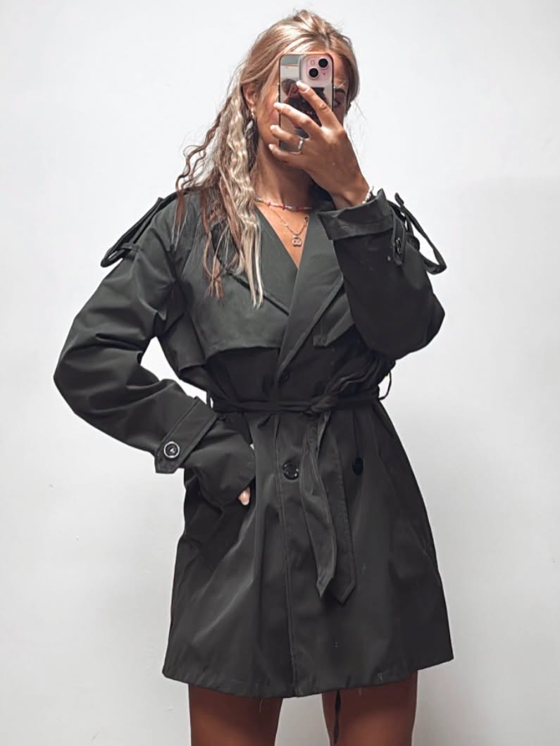 gabardina corta verde