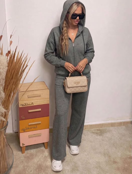 conjunto gris capucha
