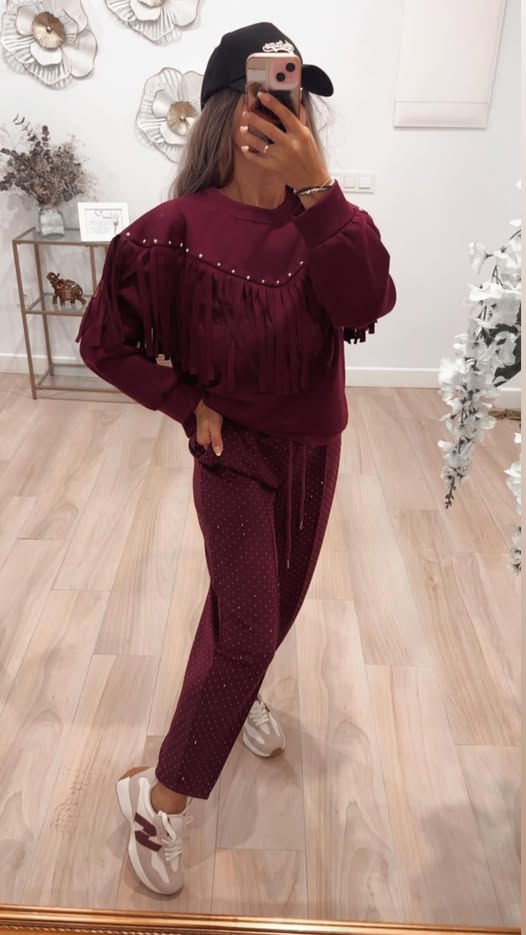 Sudadera flecos burdeo