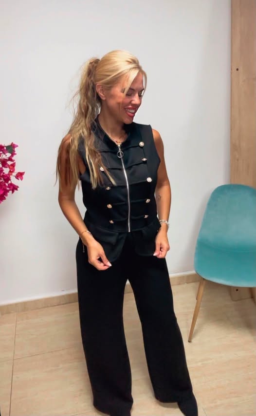 chaleco zara negro